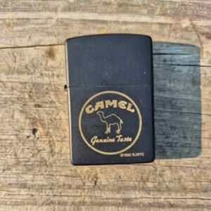 Vintage 1995 Camel Cigarette Genuine Taste' Black Matte Zippo Lighter Rare